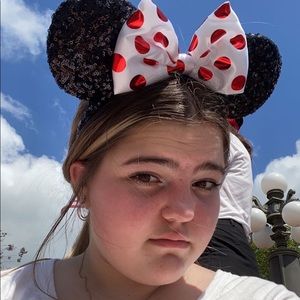 Meet your Posher, Ava